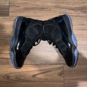 Jordan 11 retro cap and gown